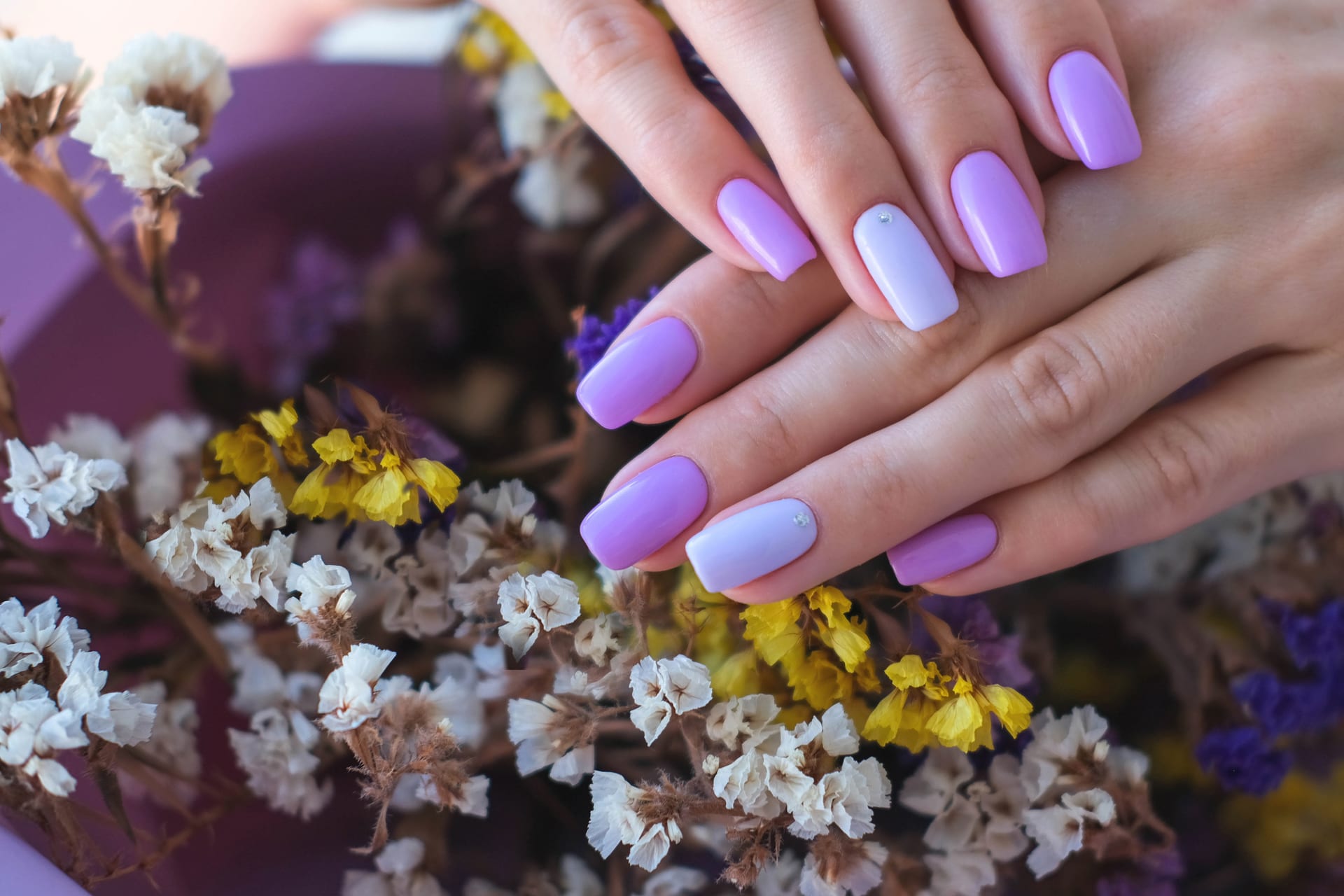 0110 model code BIAB Nails nail design